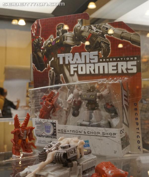 BotCon 2013: Hasbro Display: Generations - Transformers Event: DSC06192a
