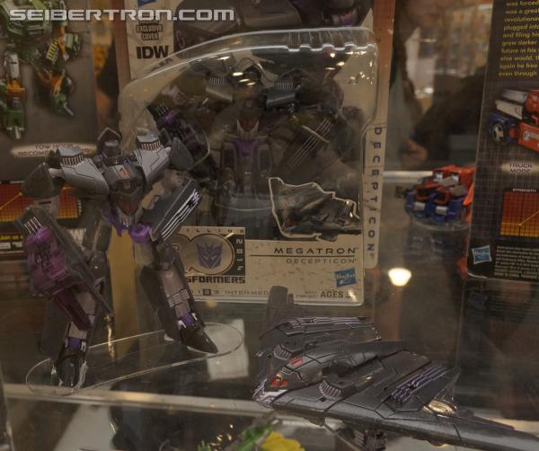 BotCon 2013: Hasbro Display: Generations - Transformers Event: DSC06199