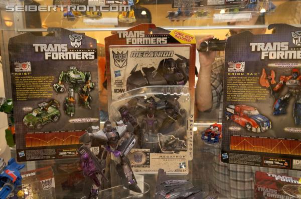 BotCon 2013: Hasbro Display: Generations - Transformers Event: DSC06201