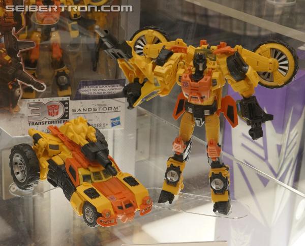 BotCon 2013: Hasbro Display: Generations - Transformers Event: DSC06208a