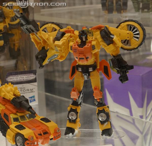 BotCon 2013: Hasbro Display: Generations - Transformers Event: DSC06209