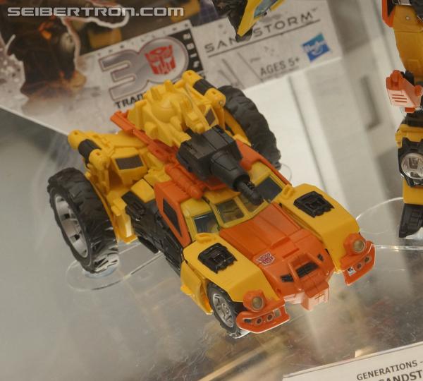 BotCon 2013: Hasbro Display: Generations - Transformers Event: DSC06211a