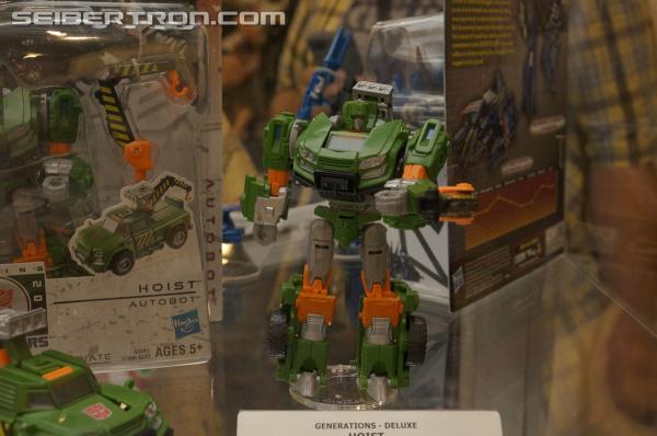 BotCon 2013: Hasbro Display: Generations - Transformers Event: DSC06235