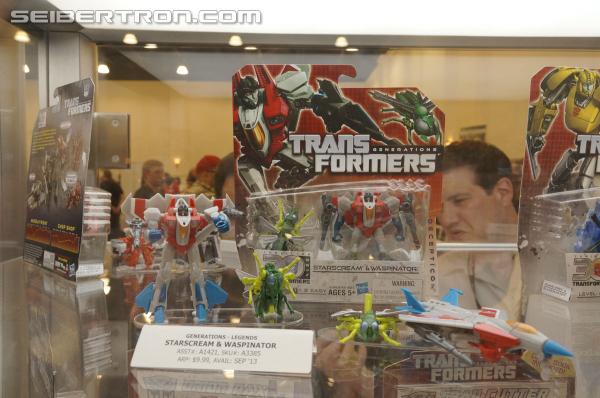 BotCon 2013: Hasbro Display: Generations - Transformers Event: DSC06241