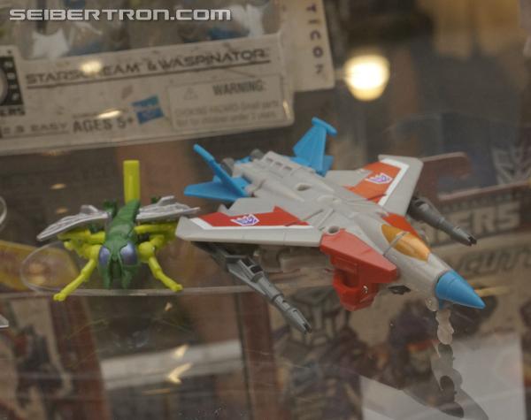 BotCon 2013: Hasbro Display: Generations - Transformers Event: DSC06243