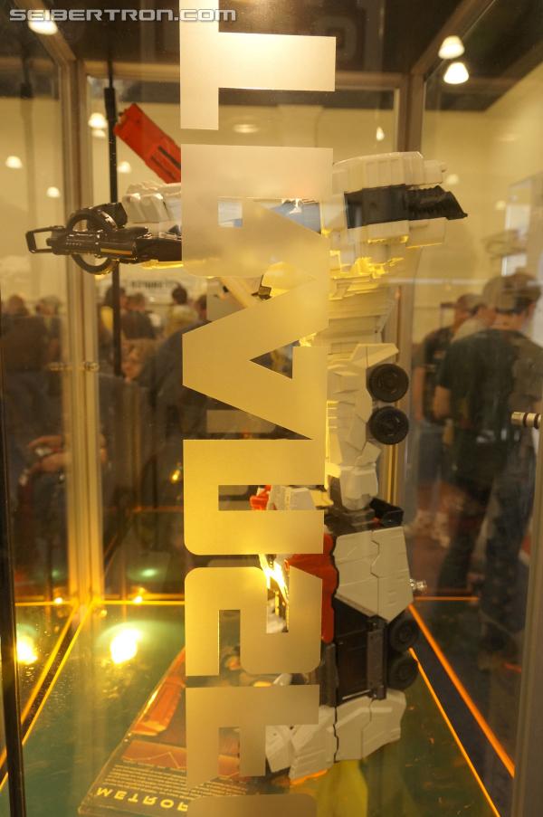 BotCon 2013: Hasbro Display: Generations - Transformers Event: DSC06328