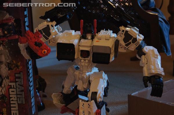 BotCon 2013: Hasbro Display: Generations - Transformers Event: DSC06613