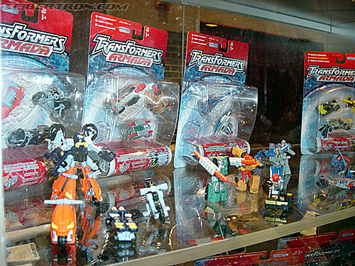 BotCon 2002: Hasbro's Display Table - Transformers Event: Botcon-2002-hasbro008