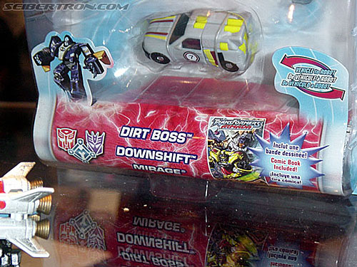 BotCon 2002: Hasbro's Display Table - Transformers Event: Botcon-2002-hasbro015