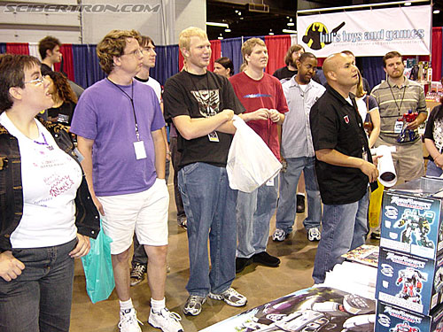 OTFCC 2004: Day 3: Sunday - Transformers Event: Crowd of fans who entered the SEIBERTRON.com raffle