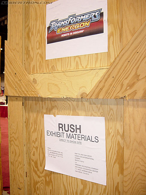 OTFCC 2004: Day 3: Sunday - Transformers Event: This crate ships Hasbro's Transformers Energon figures