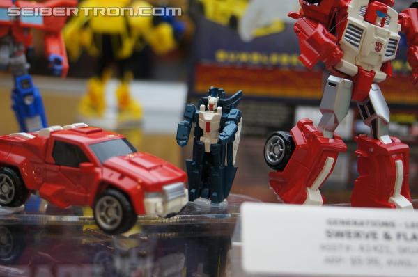 BotCon 2013: Upcoming Transformers Generations products revealed - Transformers Event: DSC06793
