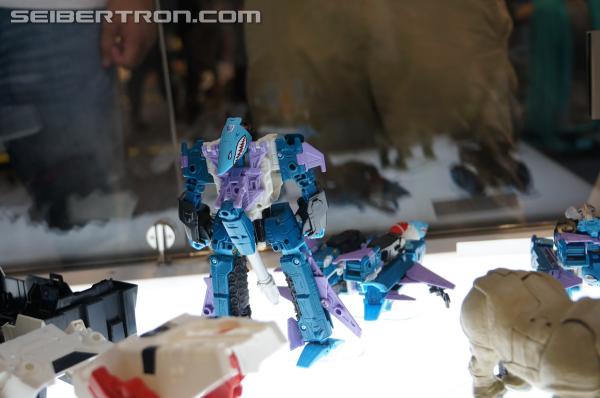 BotCon 2013: Upcoming Transformers Generations products revealed - Transformers Event: DSC06801