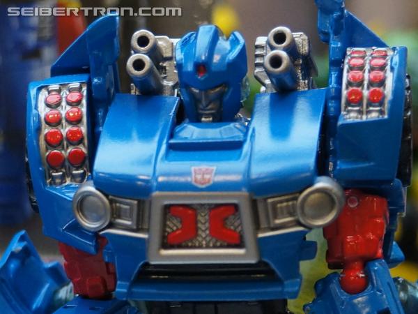 BotCon 2013: Upcoming Transformers Generations products revealed - Transformers Event: DSC06811b