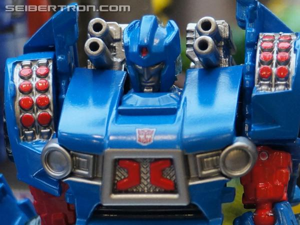 BotCon 2013: Upcoming Transformers Generations products revealed - Transformers Event: DSC06812b