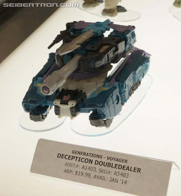 BotCon 2013: Upcoming Transformers Generations products revealed - Transformers Event: DSC06819