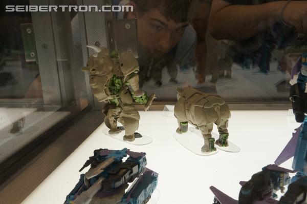 BotCon 2013: Upcoming Transformers Generations products revealed - Transformers Event: DSC06820