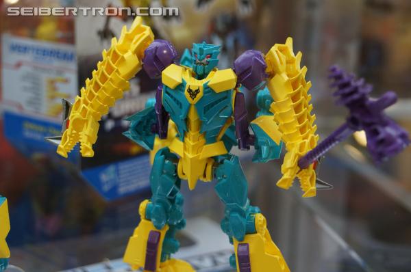 BotCon 2013: Upcoming Transformers Prime Beast Hunters products - Transformers Event: DSC06827