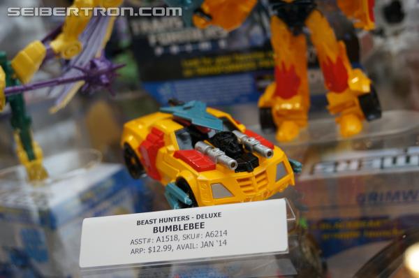 BotCon 2013: Upcoming Transformers Prime Beast Hunters products - Transformers Event: DSC06836