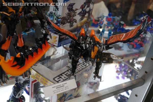 BotCon 2013: Upcoming Transformers Prime Beast Hunters products - Transformers Event: DSC06848