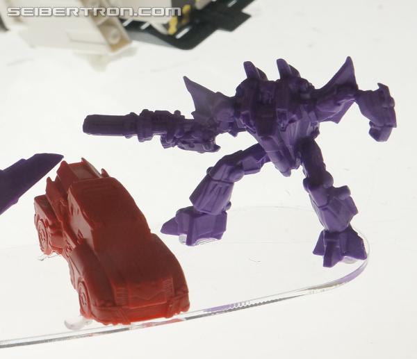 BotCon 2013: Hasbro Display: San Diego Comic-Con 2013 Exclusives - Transformers Event: DSC07160b