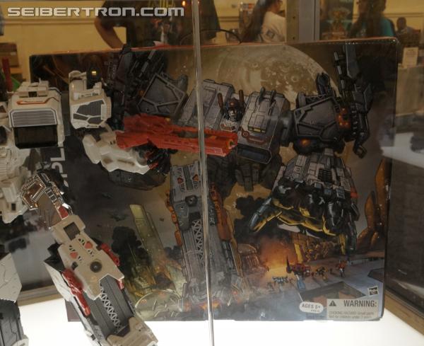 BotCon 2013 - Hasbro Display: San Diego Comic-Con 2013 Exclusives