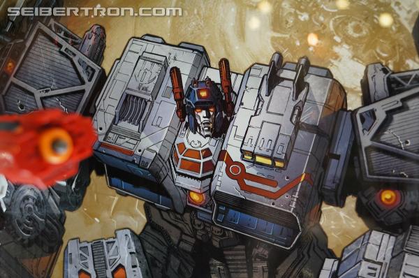 BotCon 2013: Hasbro Display: San Diego Comic-Con 2013 Exclusives - Transformers Event: DSC07168