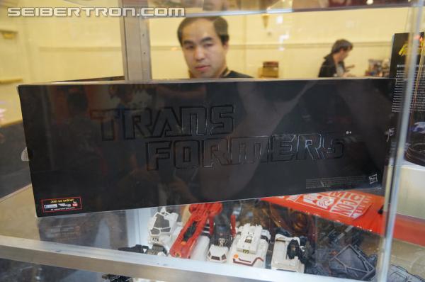 BotCon 2013: Hasbro Display: San Diego Comic-Con 2013 Exclusives - Transformers Event: DSC07174