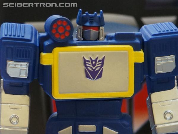 BotCon 2013: Hasbro Display: San Diego Comic-Con 2013 Exclusives - Transformers Event: DSC07183b