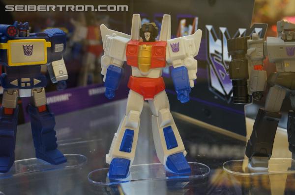 BotCon 2013: Hasbro Display: San Diego Comic-Con 2013 Exclusives - Transformers Event: DSC07184