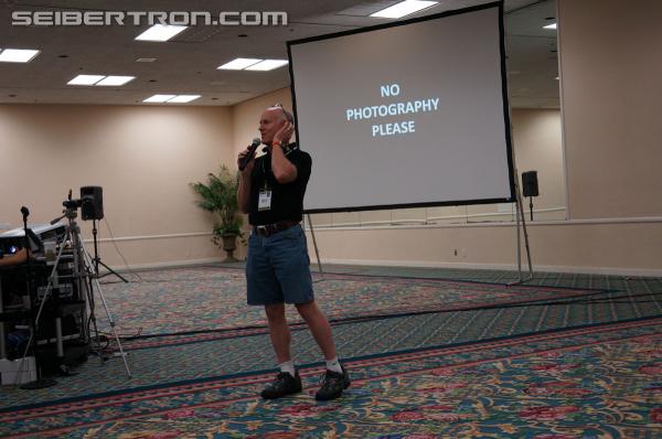 BotCon 2013: Panels: Hasbro, Club and Rescue Bots - Transformers Event: DSC06752