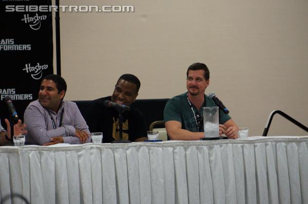 BotCon 2013: Panels: Hasbro, Club and Rescue Bots - Transformers Event: DSC06928
