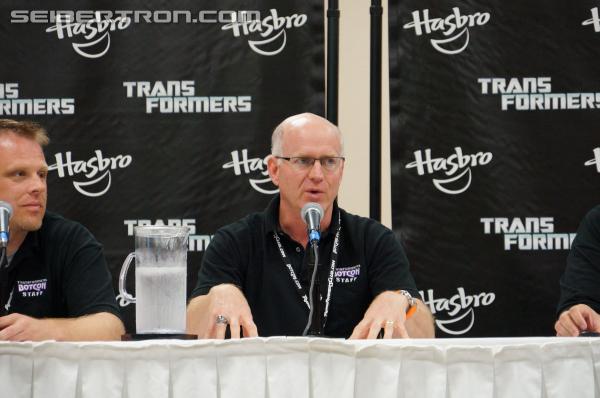 BotCon 2013: Panels: Hasbro, Club and Rescue Bots - Transformers Event: DSC07080