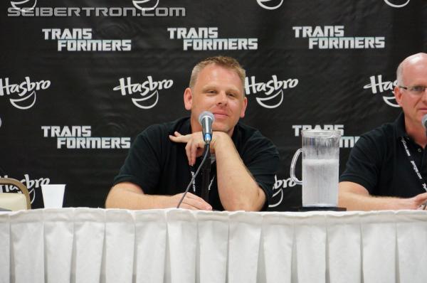 BotCon 2013: Panels: Hasbro, Club and Rescue Bots - Transformers Event: DSC07090