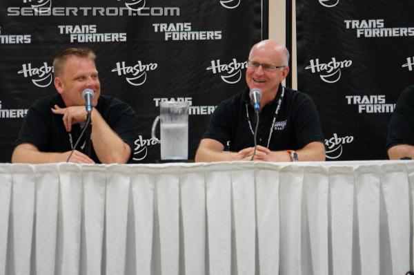 BotCon 2013: Panels: Hasbro, Club and Rescue Bots - Transformers Event: DSC07092