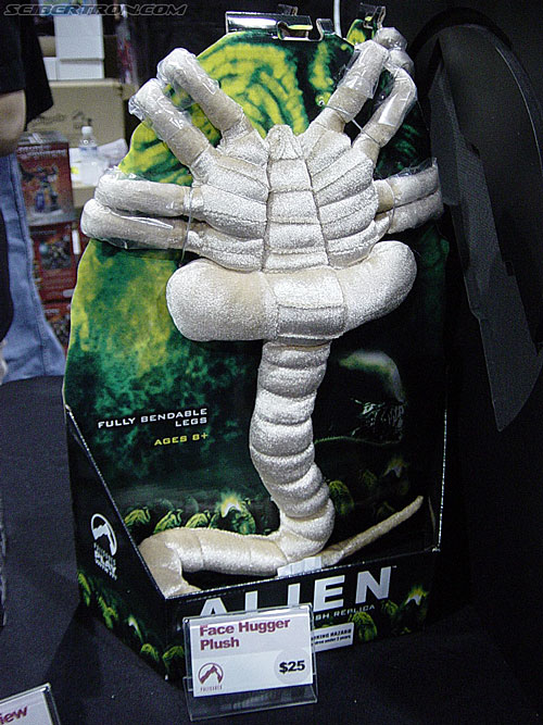 Wizard World 2004 - Transformers Event: Face Hugger PLUSH (???) - you do the math