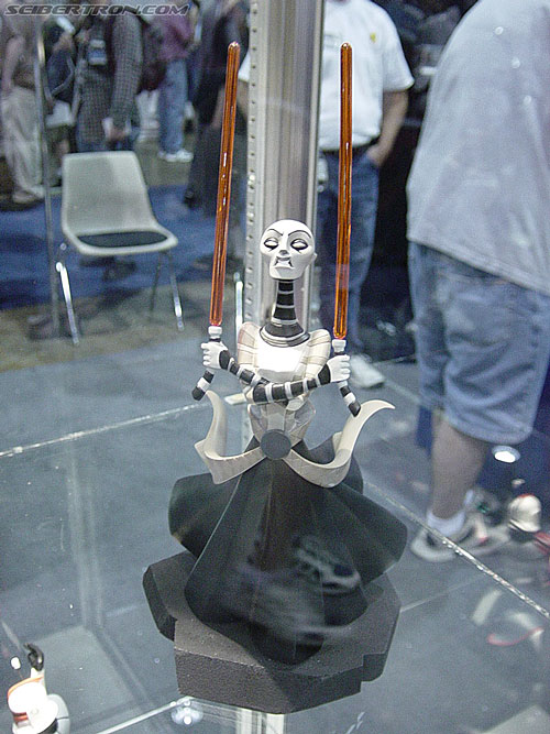 Wizard World 2004 - Transformers Event: Star Wars - The Clone Wars animated series statue