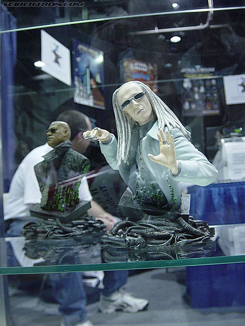 Wizard World 2004 - Transformers Event: The Matrix - Twin statue