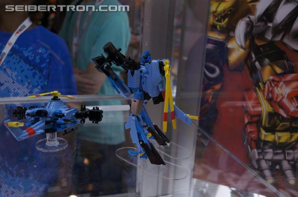 SDCC 2013: Hasbro Display: Transformers Generations (Preview Night) - Transformers Event: DSC02886