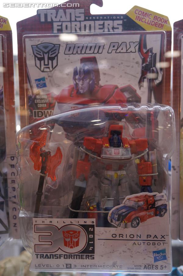 SDCC 2013: Hasbro Display: Transformers Generations (Preview Night) - Transformers Event: DSC02899