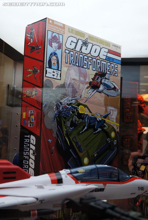 SDCC 2013 - Hasbro Display: SDCC Transformers Exclusives