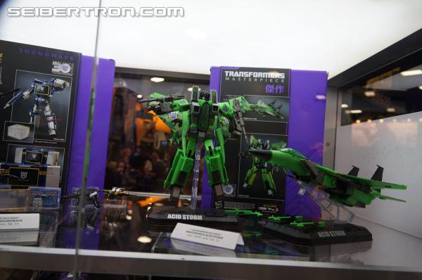 SDCC 2013: Hasbro Display: Masterpieces, Platinum Editions, and Linkin Park Soundwave - Transformers Event: DSC02955