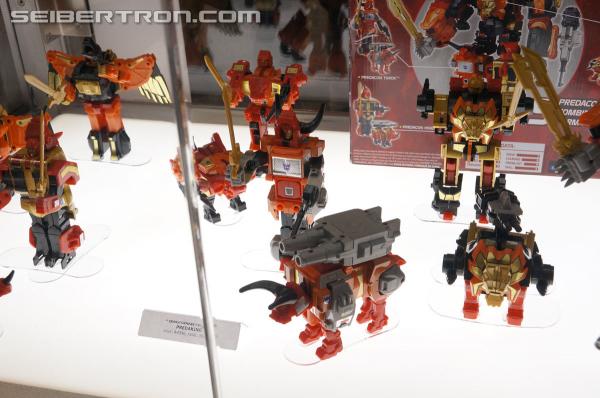 SDCC 2013: Hasbro Display: Masterpieces, Platinum Editions, and Linkin Park Soundwave - Transformers Event: DSC02963