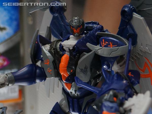 SDCC 2013 - Hasbro Display: Transformers Prime Beast Hunters