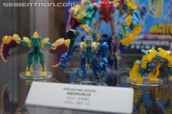 SDCC 2013: Hasbro Display: Transformers Prime Beast Hunters - Transformers Event: DSC02832
