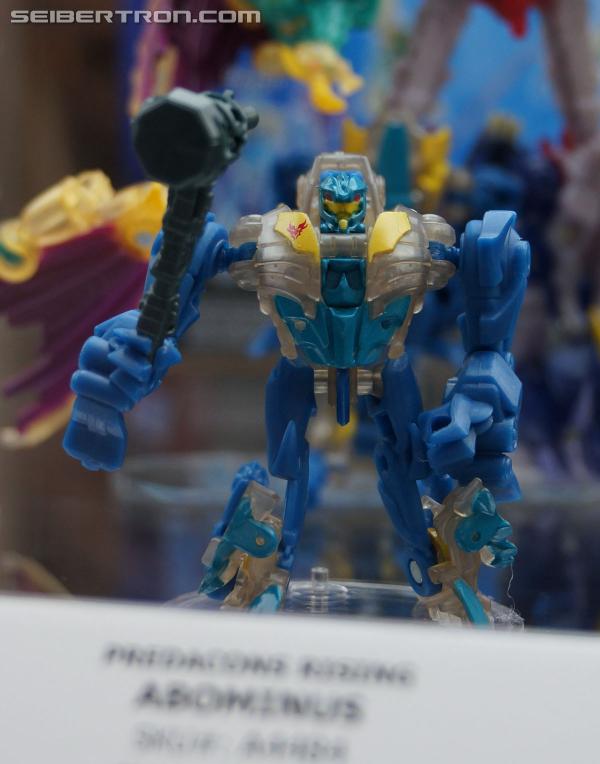 SDCC 2013: Hasbro Display: Transformers Prime Beast Hunters - Transformers Event: DSC02832a
