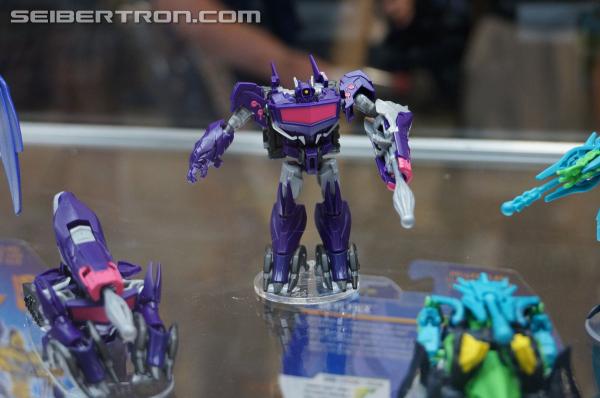 SDCC 2013: Hasbro Display: Transformers Prime Beast Hunters - Transformers Event: DSC02839