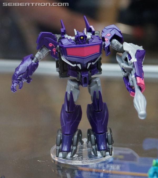 SDCC 2013: Hasbro Display: Transformers Prime Beast Hunters - Transformers Event: DSC02839a