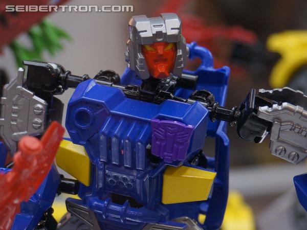 SDCC 2013: Hasbro Display: Transformers Construct-Bots - Transformers Event: DSC02906a