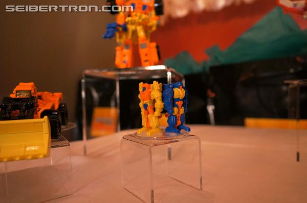 SDCC 2013: Construct-Bots Breakfast Event - Transformers Event: DSC02971